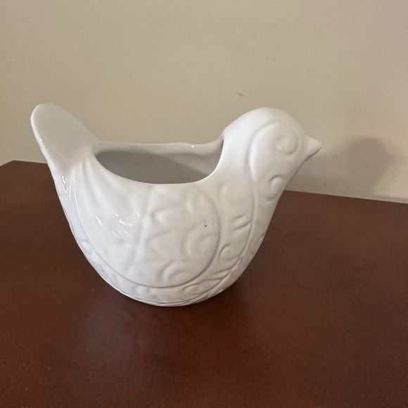 White ceramic bird succulent planter. Measurement in pictures. - Picture 1 of 5